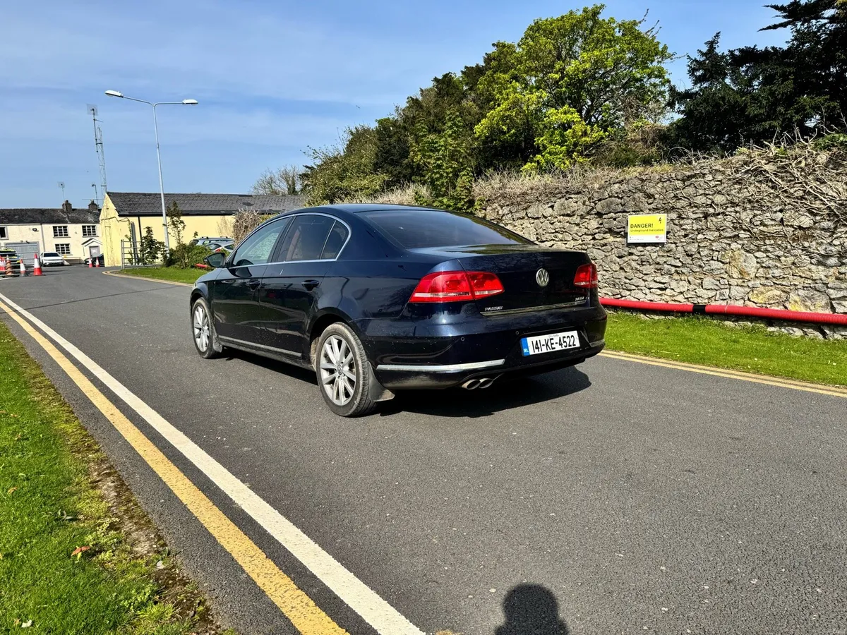 VW PASSAT 2.0 TDI - AUTO - EXECUTIVE BMT - NCT&TAX - Image 3
