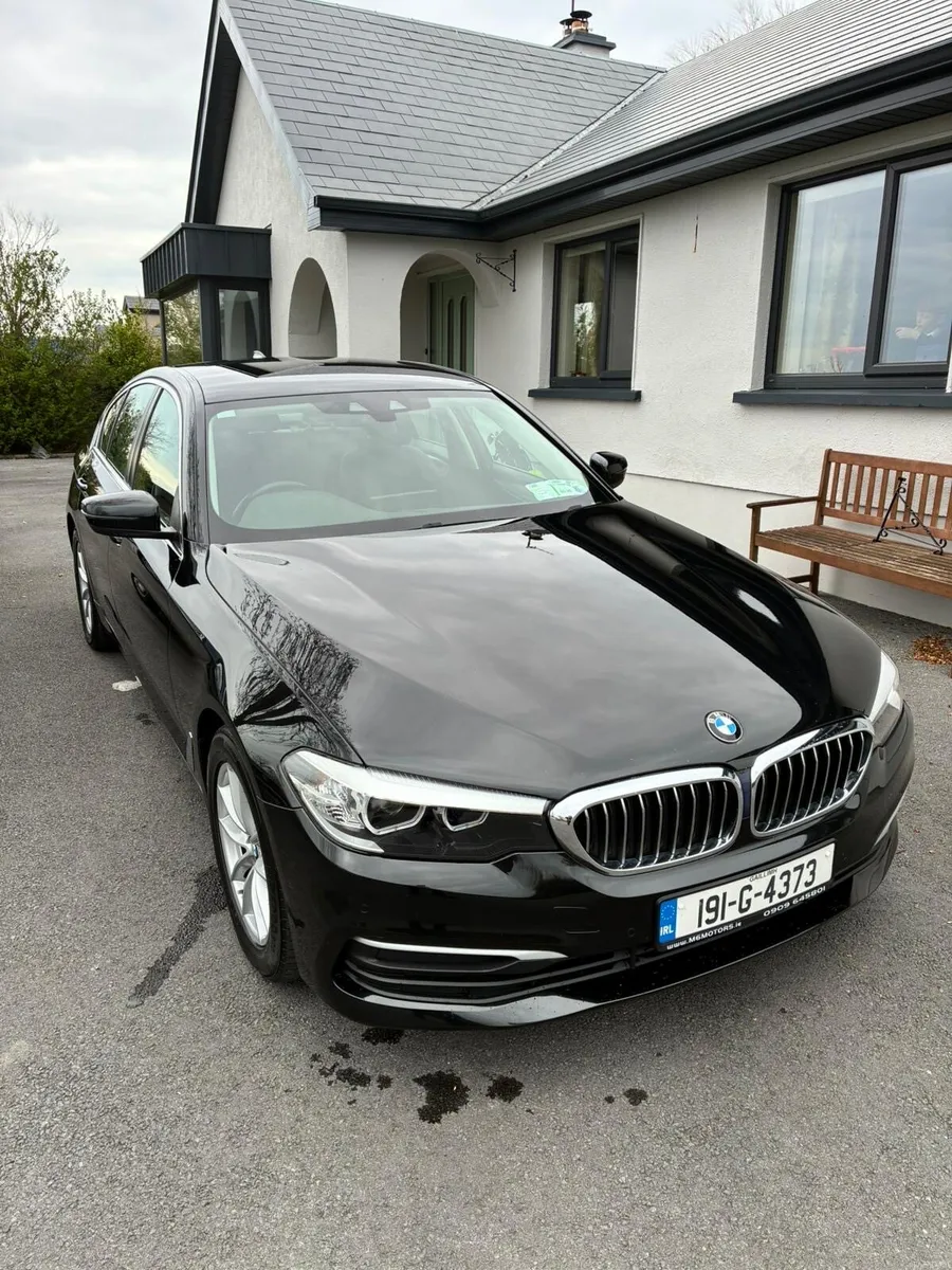 2019 BMW 5 Series 520 D G30 SE Like New - Image 1
