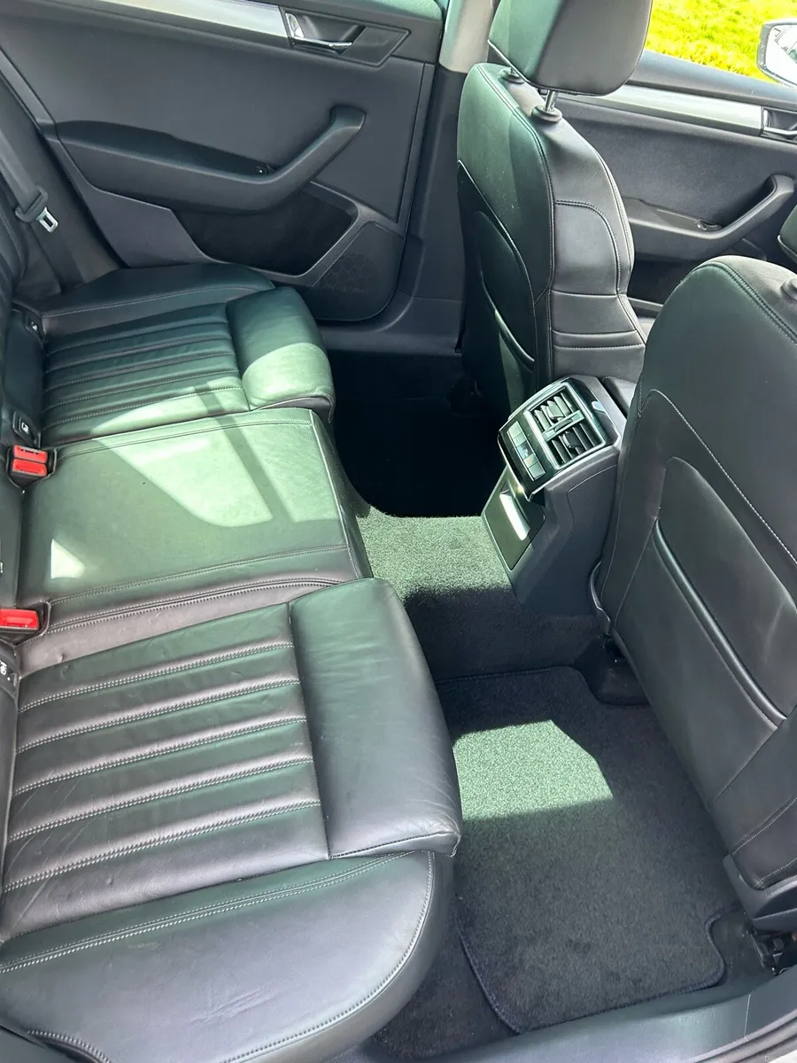 Skoda superb - Image 6