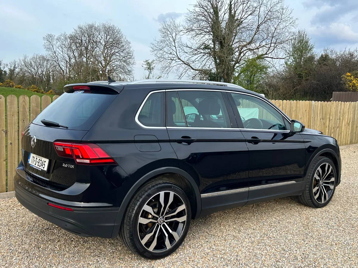 2017 Volkswagen Tiguan CL Automatic - Image 4