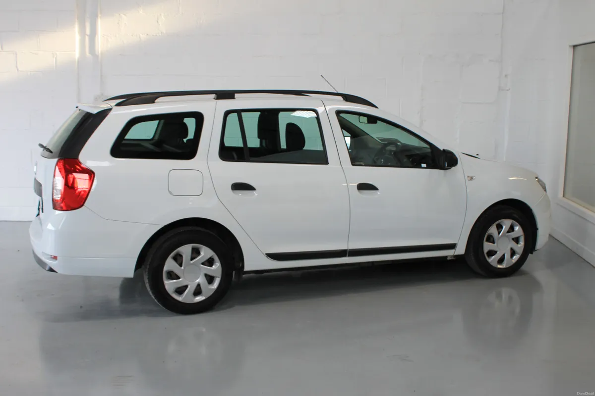 Dacia Logan 2017, Alternative Finance Arranged. - Image 5