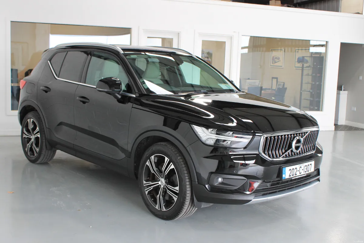 Volvo XC40 2020, Inscription Automatic Low Kms - Image 4