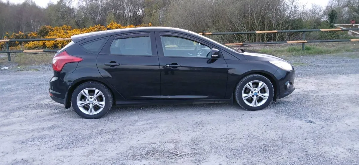 Ford focus - Image 2