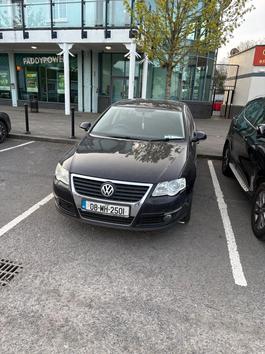 Volkswagen Passat 2008 - Image 1