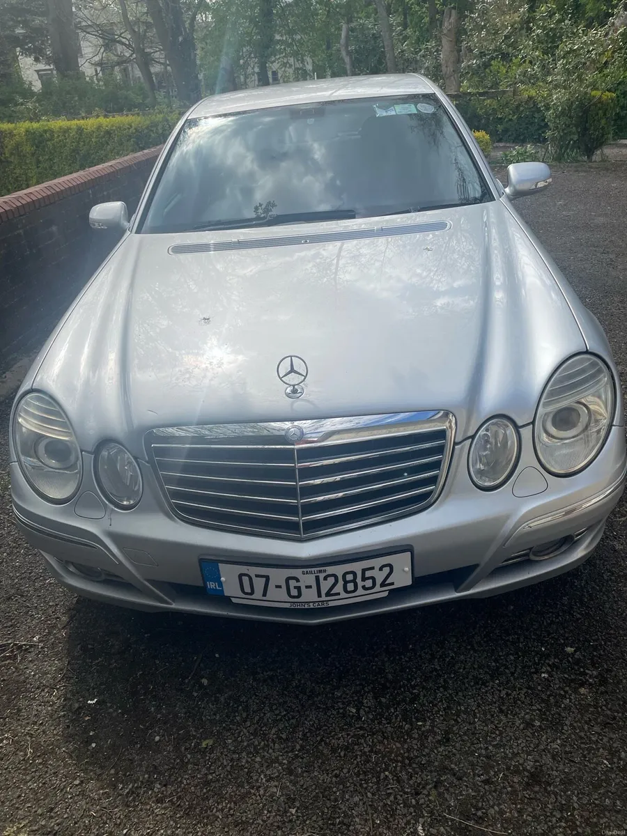 Mercedes Benz - Image 1