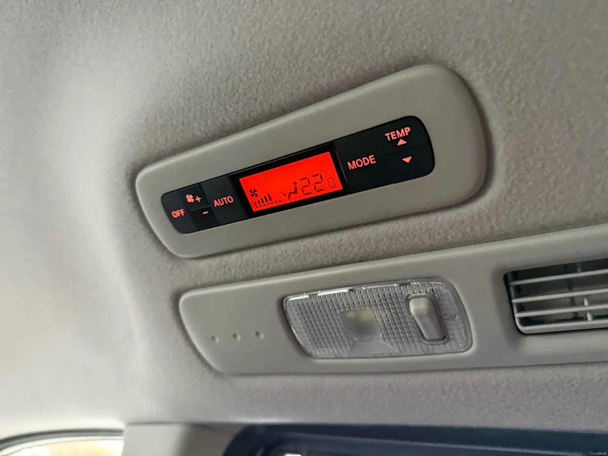 Nissan Serena - Image 3