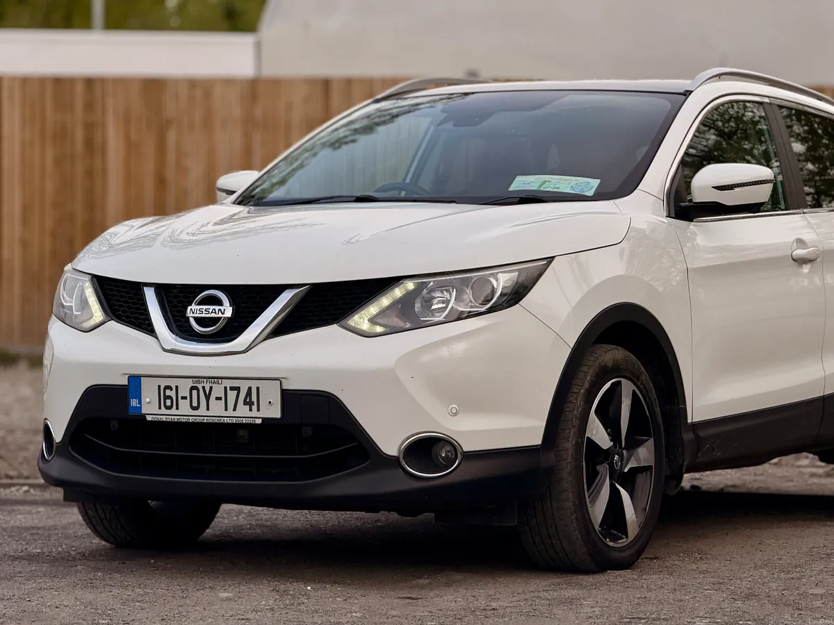 Nissan Qashqai 2016 1.6D SV PREMIUM Automatic - Image 4