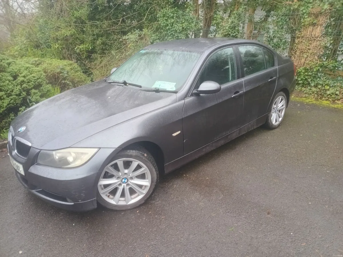 BMW 3-Series 2007 - Image 2