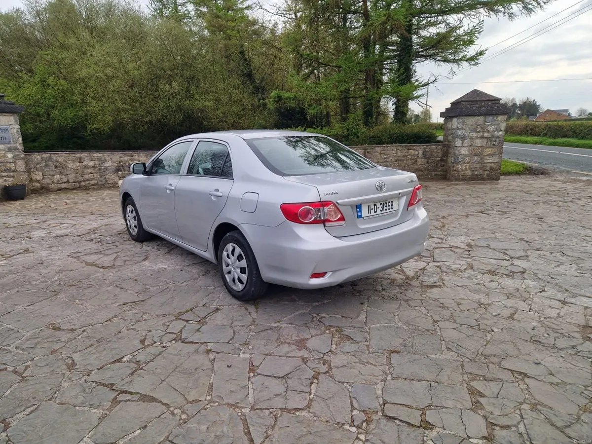 Toyota Corolla 2011 - Image 3