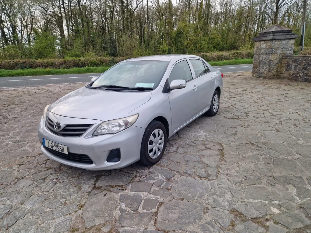 Toyota Corolla 2011 - Image 1