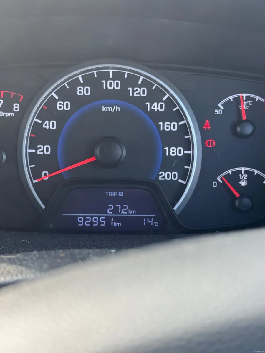 Hyundai i10 2018 petrol 1 litre new nct - Image 4