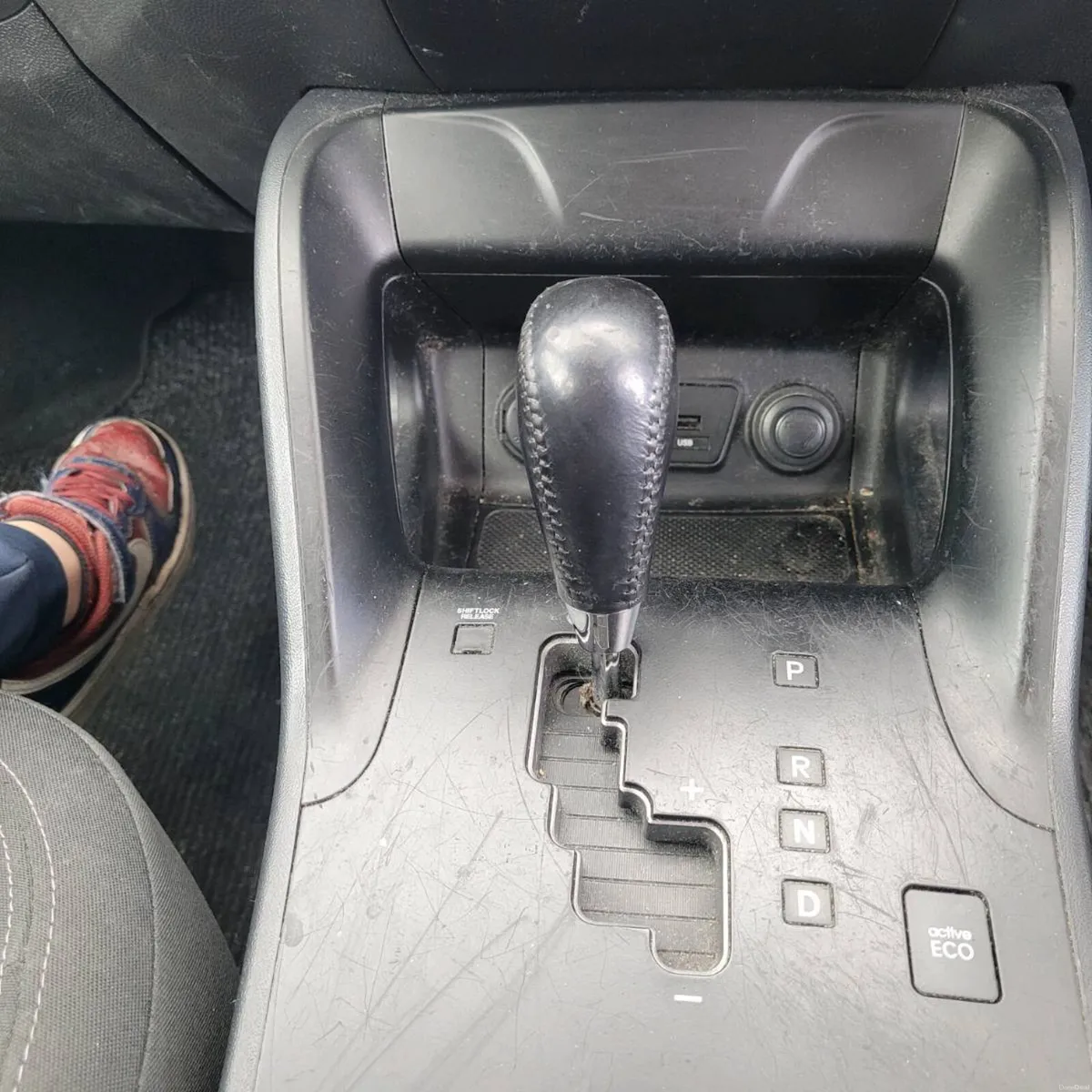 Hyundai ix35 automatic - Image 3