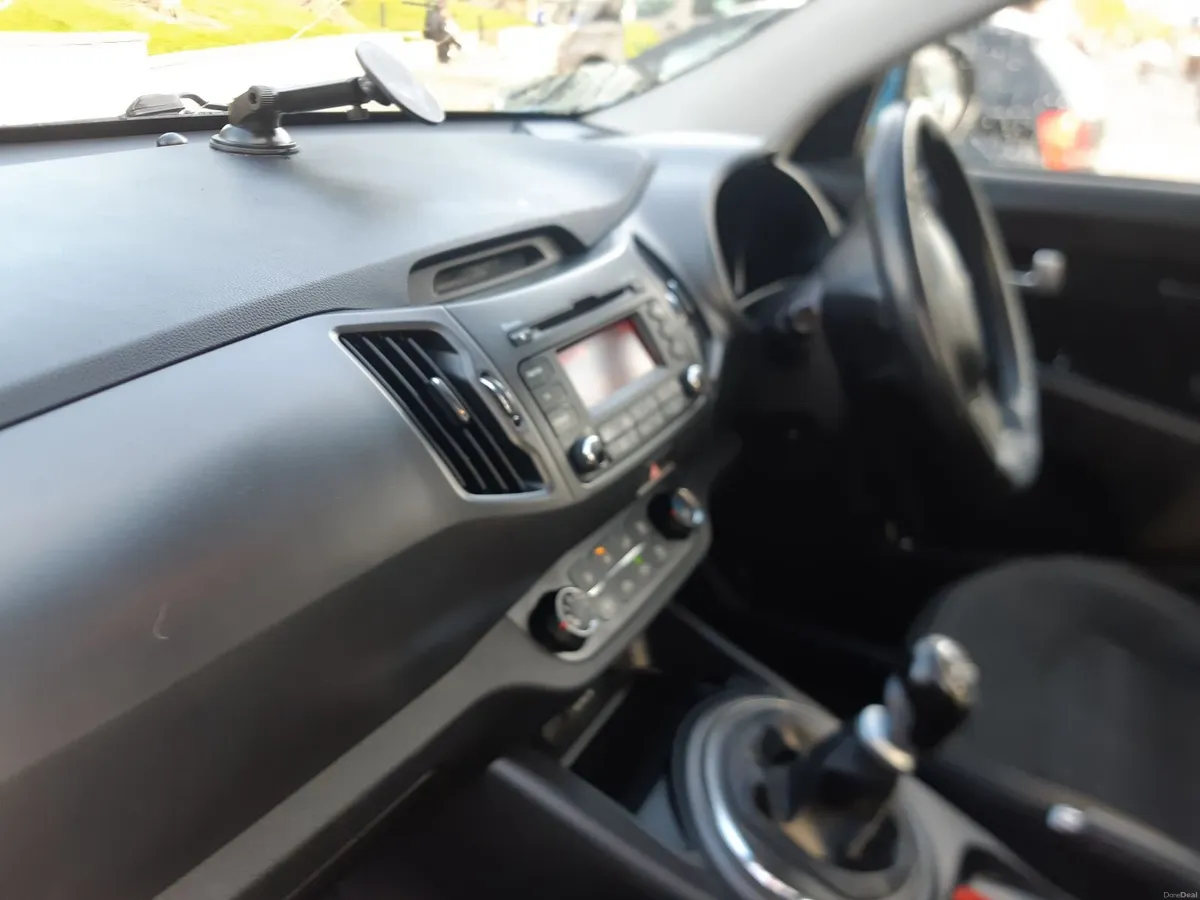 Kia Sportage 2013 - Image 2