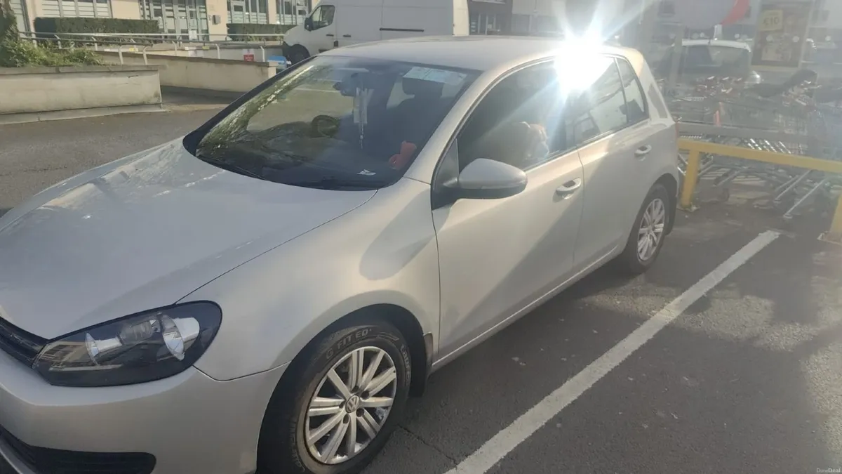 Volkswagen Golf 2010 - Image 3