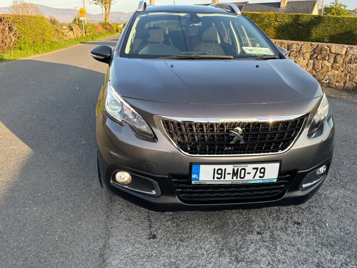 Peugeot 2008 2019 1.2 auto - Image 2