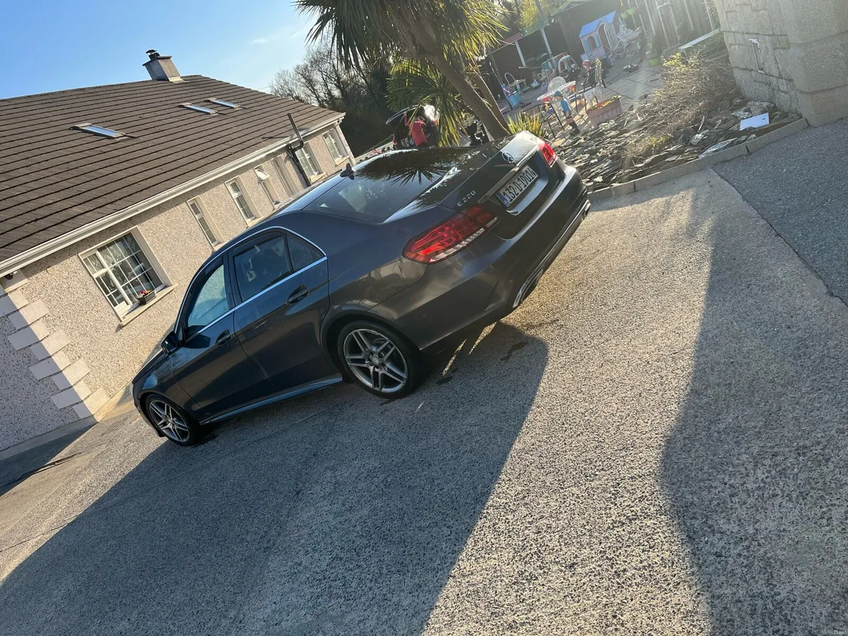 Mercedes e220 - Image 4