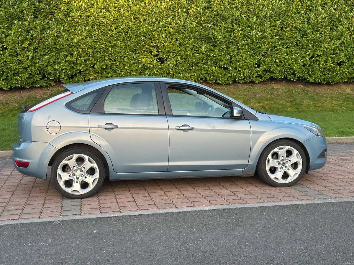 Ford focus - Image 4