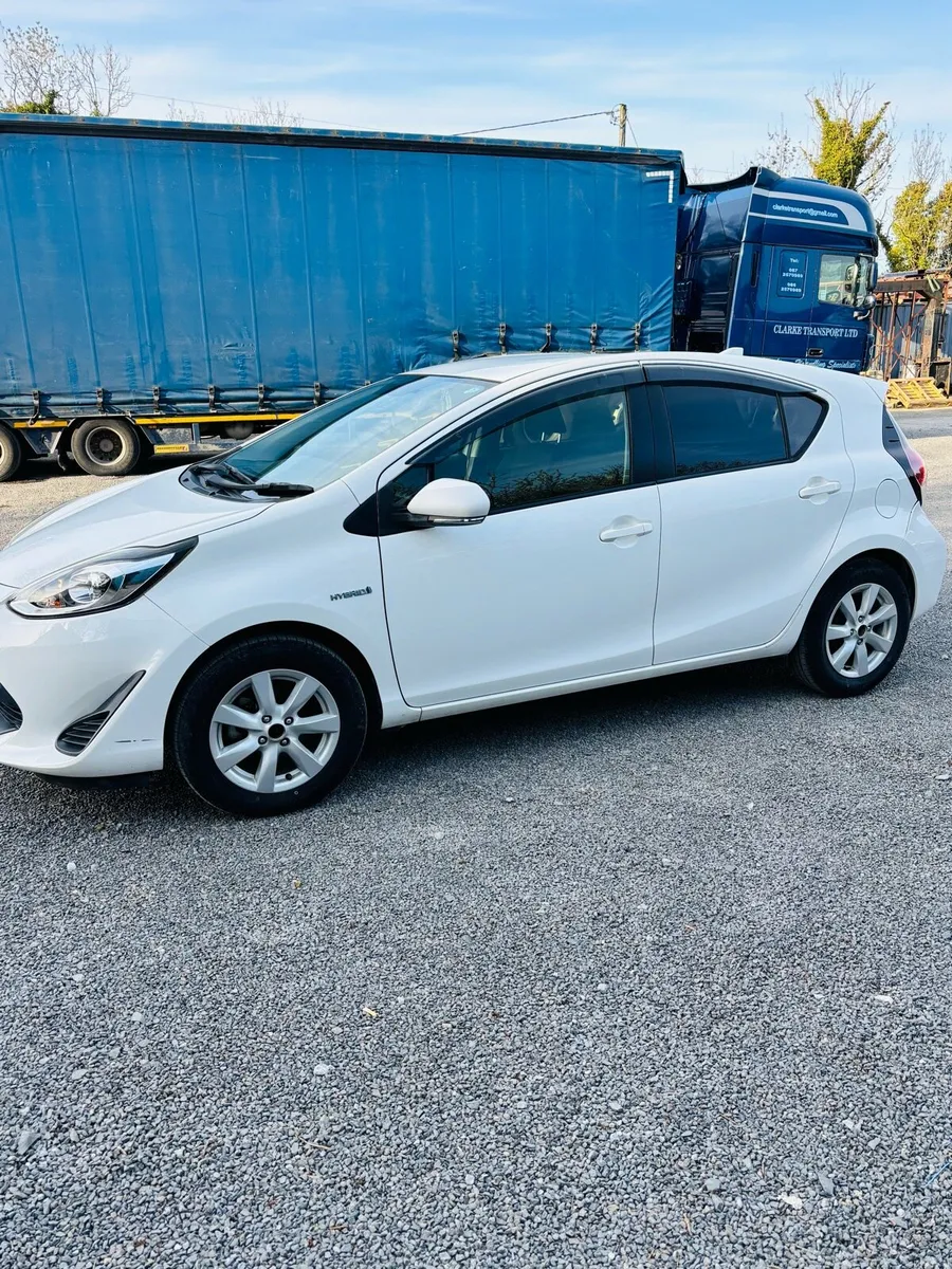 Toyota Aqua 2019 Hybrid please read description - Image 2