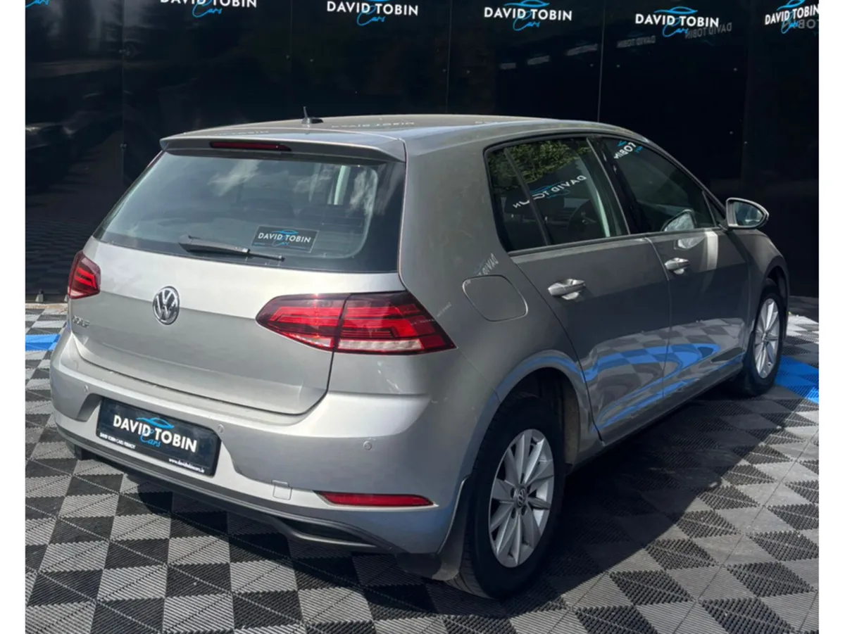 Volkswagen Golf TRENDLINE 1.0 TSI MANUAL 5SPEED 5D - Image 3