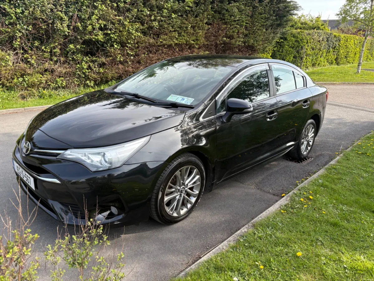 Toyota Avensis 1.6 D LUNA 4DR - Image 2