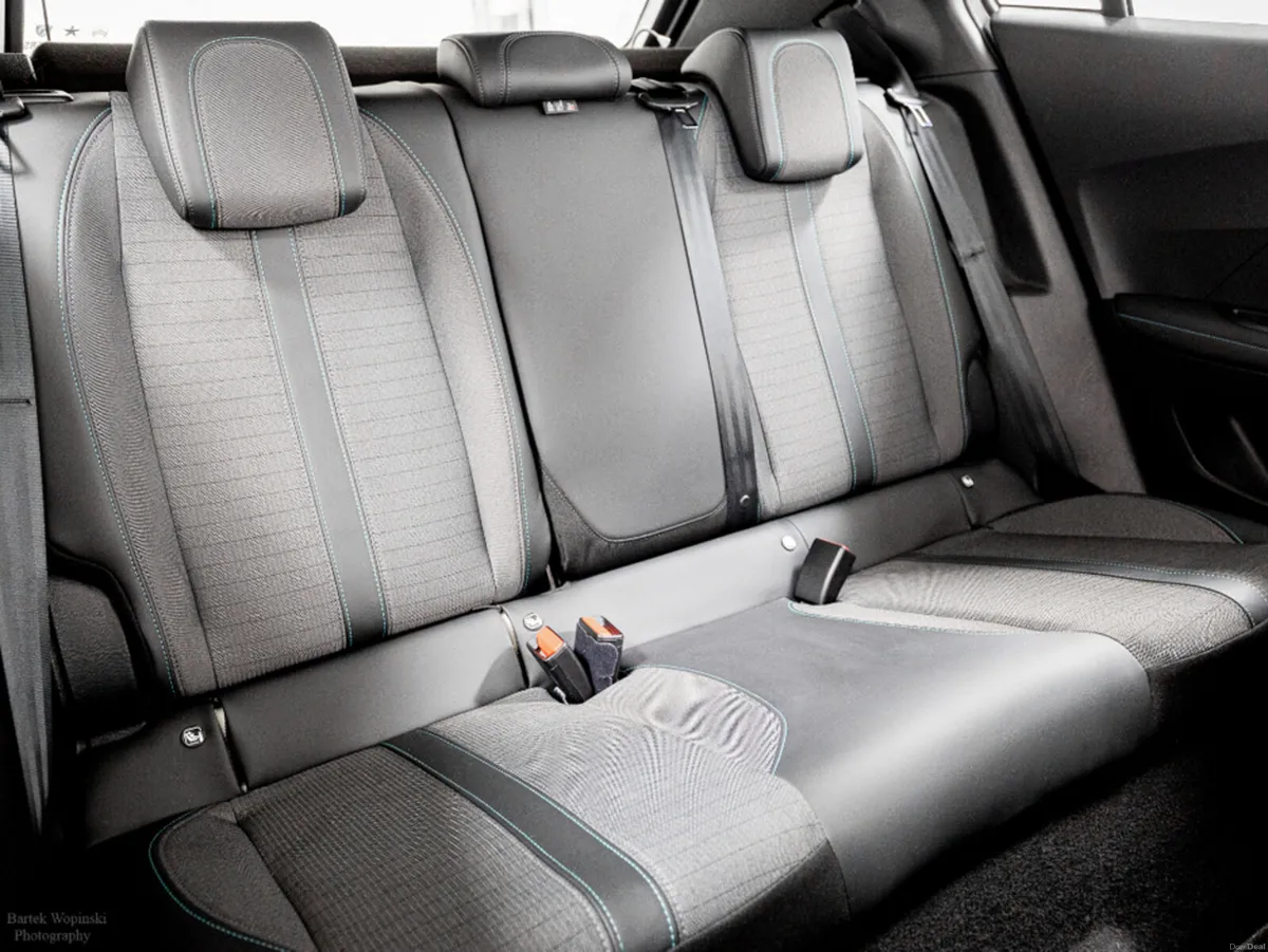 Peugeot 2008 Allure 1.2 Petrol 100HP - Image 4