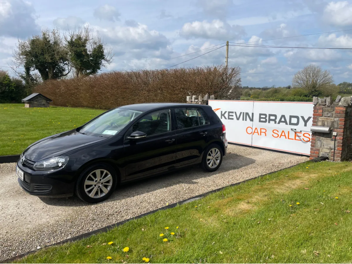 Volkswagen Golf 1.6 TDI MATCH 105PS 5DR - Image 3