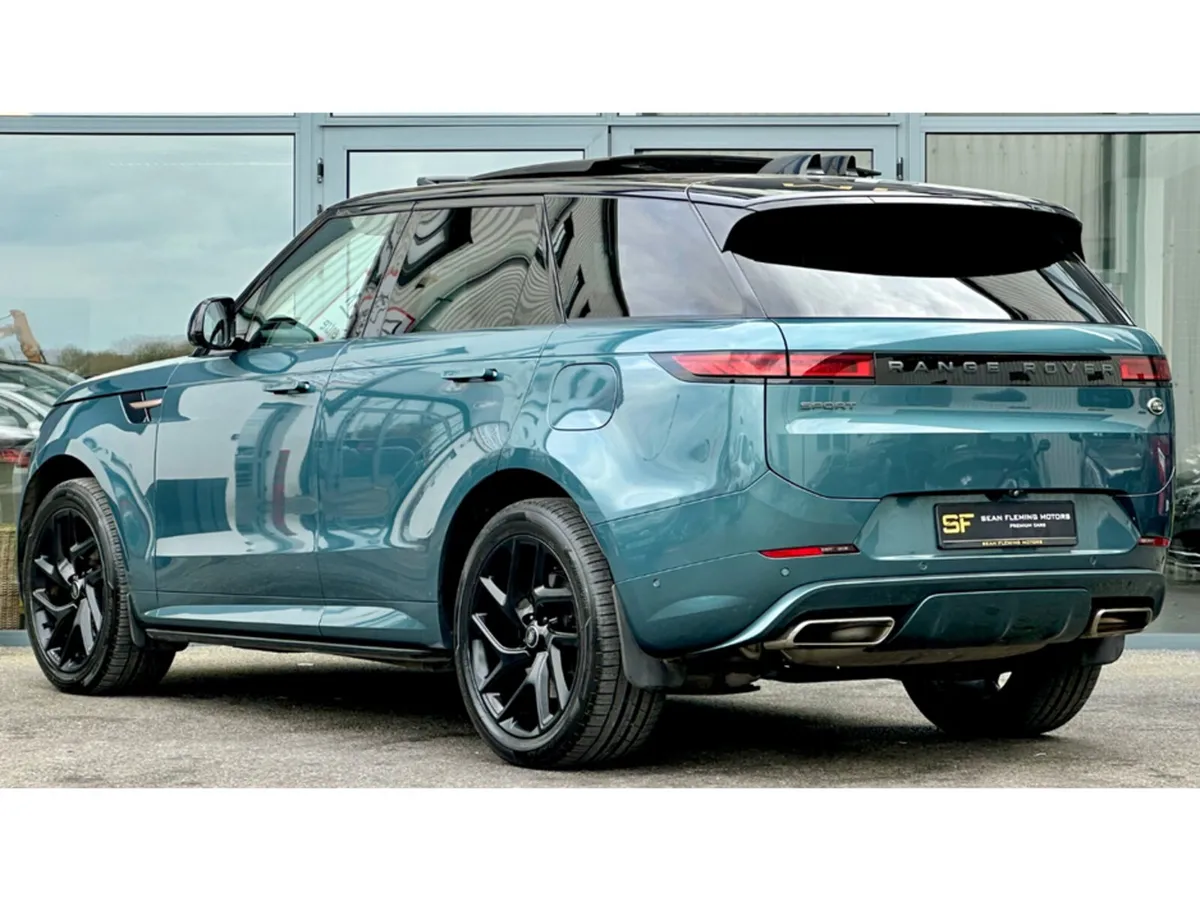 Land Rover Range Rover Sport ++HIGH SPEC++ 3.0 PHE - Image 4