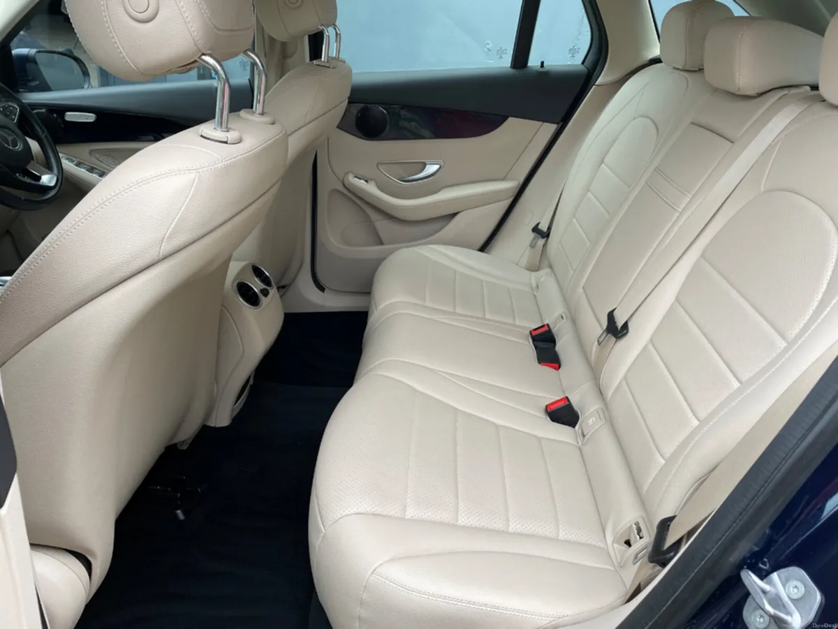 Mercedes-Benz GLC GLC 220 D 4MATIC SE LOW KMS AUTO - Image 4