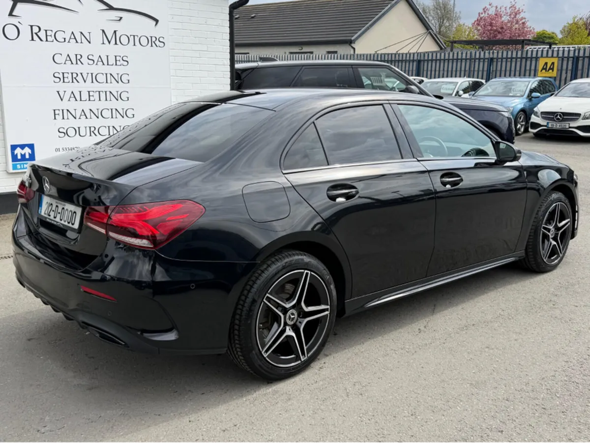 Mercedes-Benz A-Class (212) A250E AMG-LINE EXECUTI - Image 3