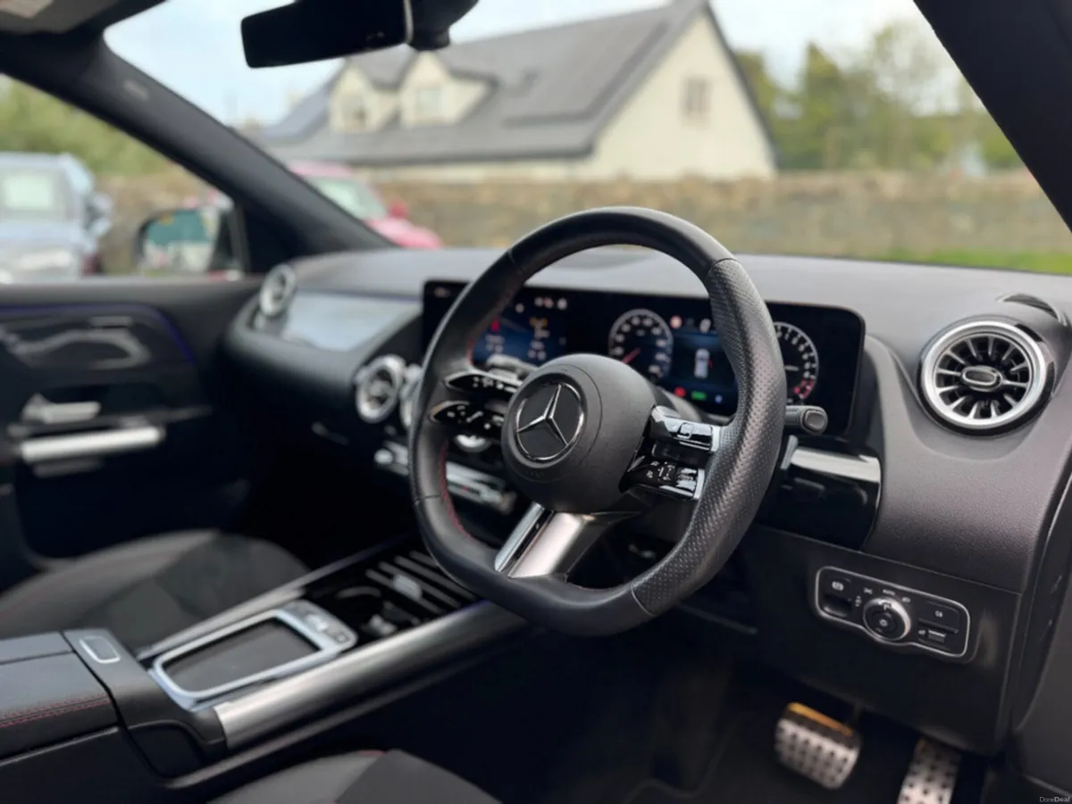 Mercedes-Benz GLA GLA250E AMG LINE EXECUTIVE - Image 5