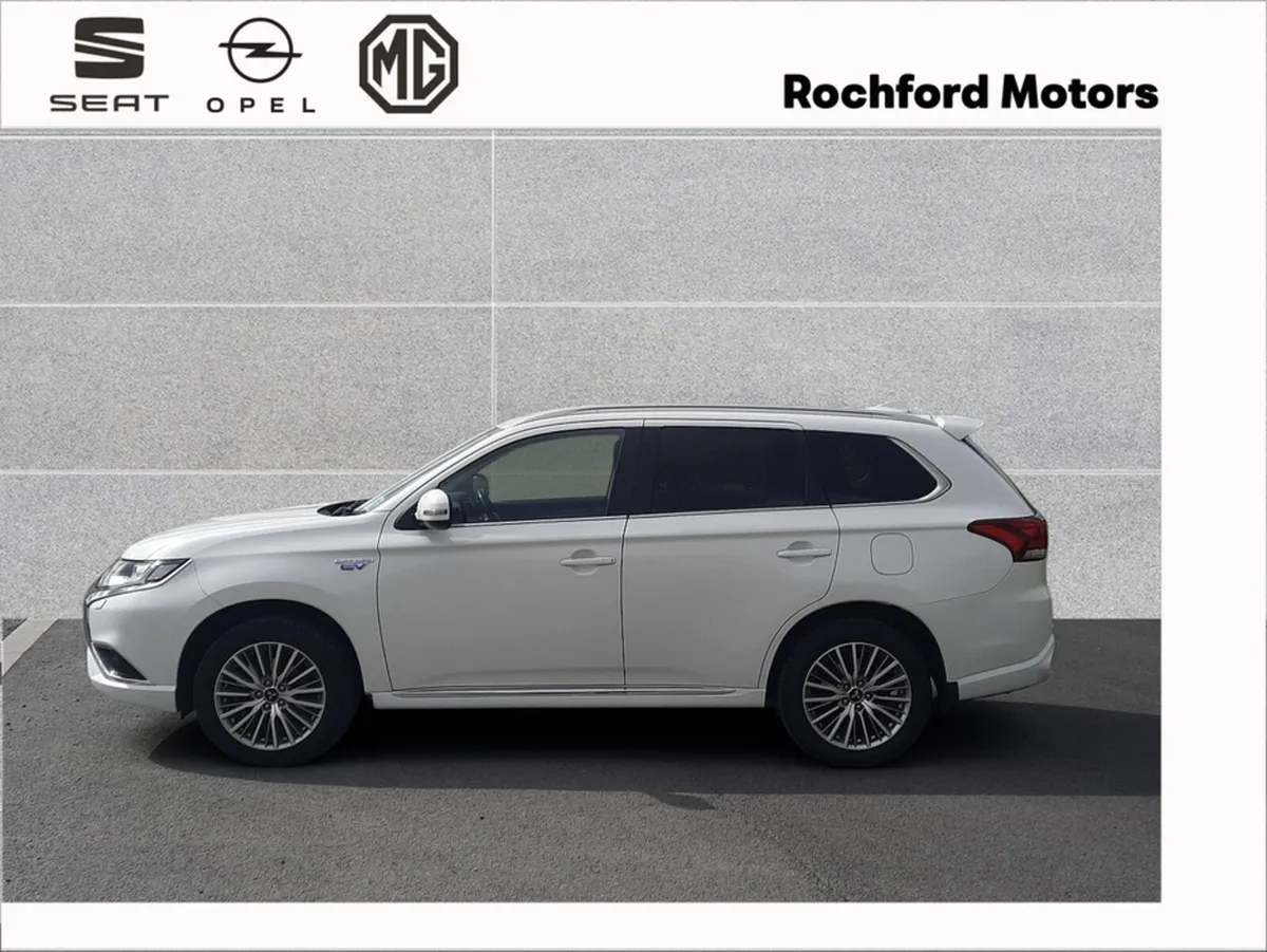 Mitsubishi Outlander OUTL PHEV INTEN INTENSE 4DR A - Image 3