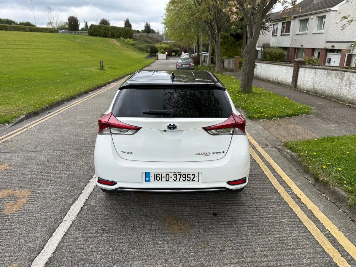 2016 Toyota Auris 1.8 Hybrid Automatic NCT 08-2026 - Image 4