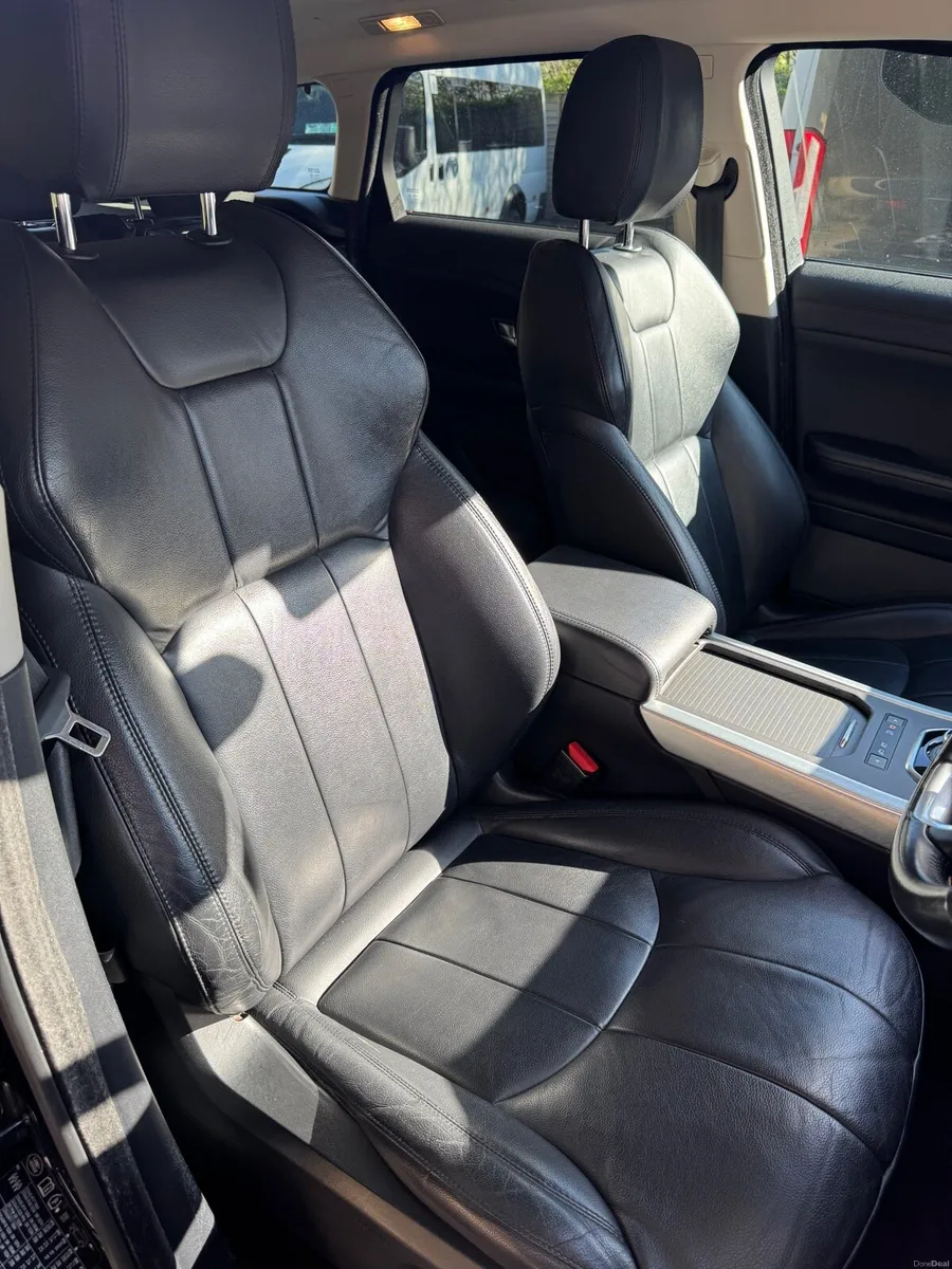 Range Rover Evoque 2.0 TD4 AWD - Image 3