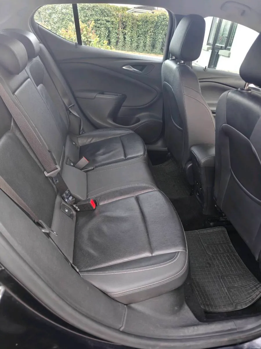 2017 Vauxhall Astra Elite 1.6 CDTI HIGH SPEC - Image 4