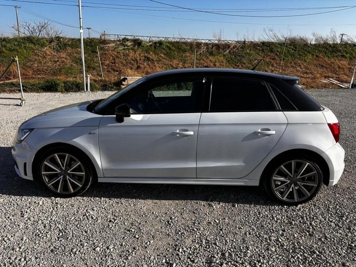Audi A1 Admired Limited - Image 4