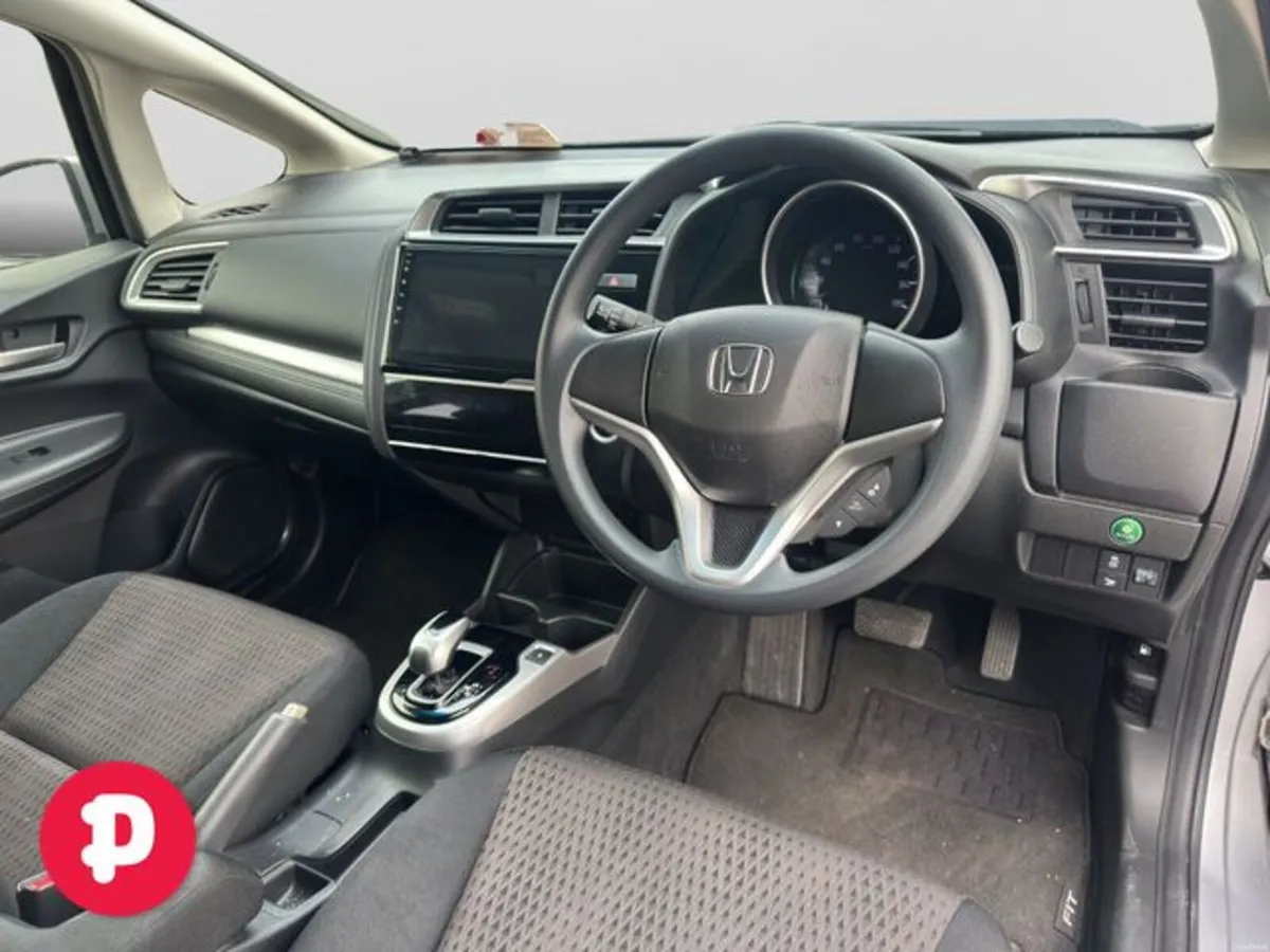 Honda Fit F Hybrid Auto - Straight Sale Discount/ - Image 4