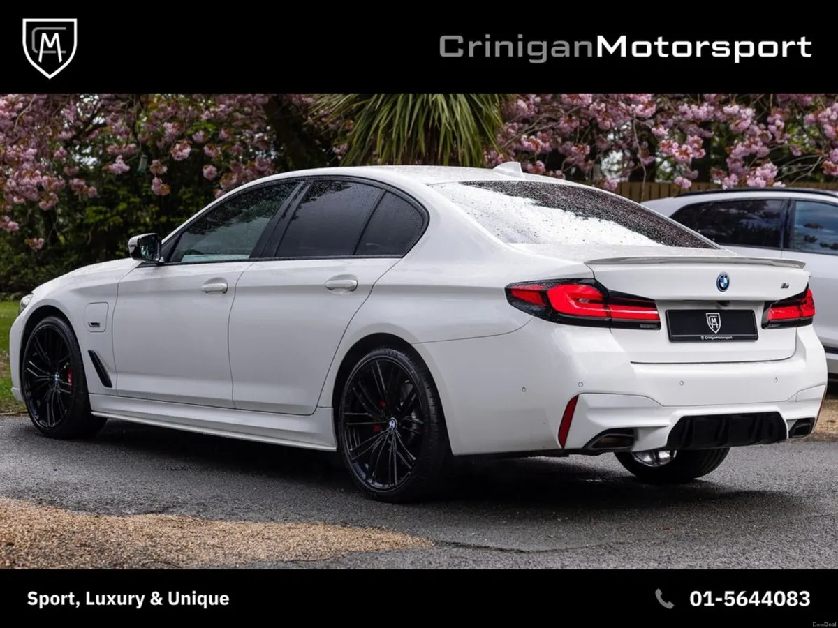 BMW 5-Series 530e M Sport Pro - Image 2