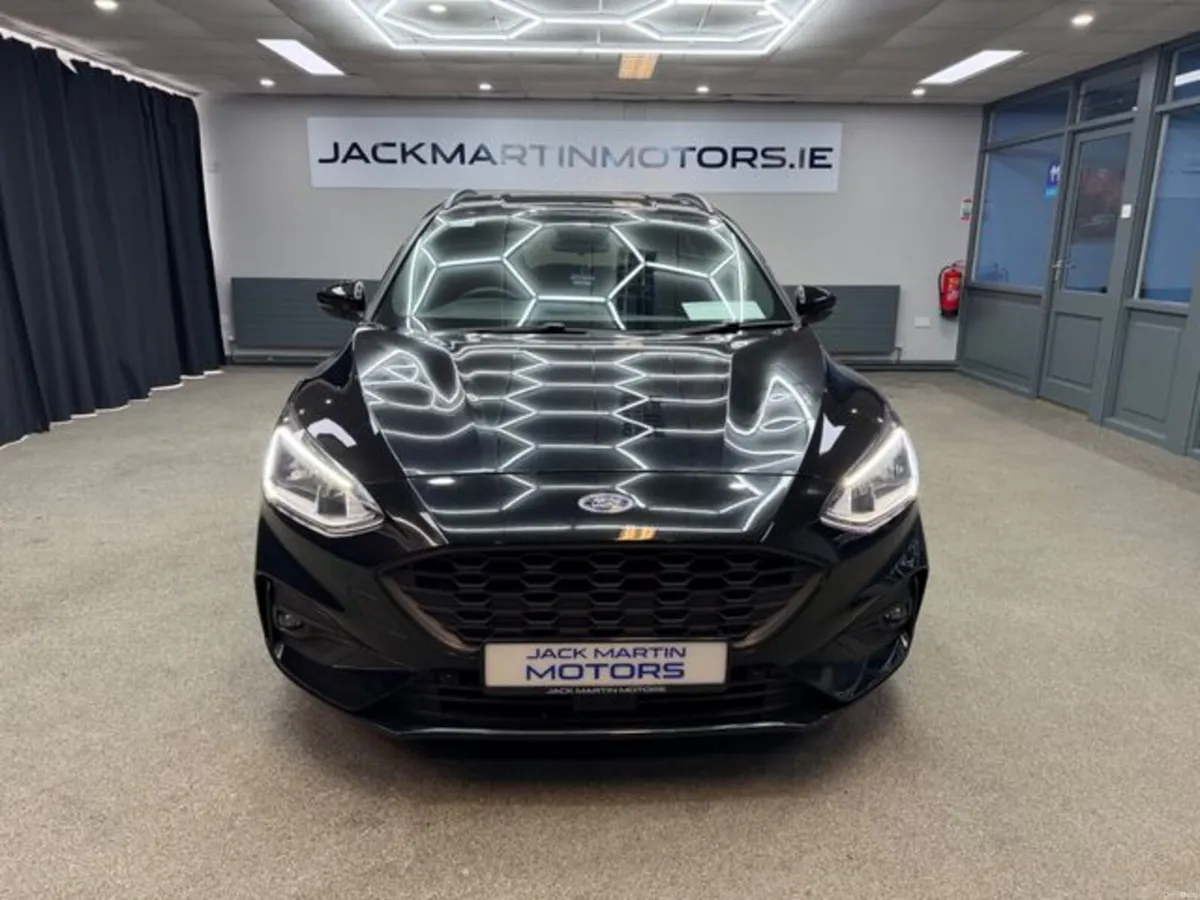 Ford Focus ST-LINE TDCI - Image 2