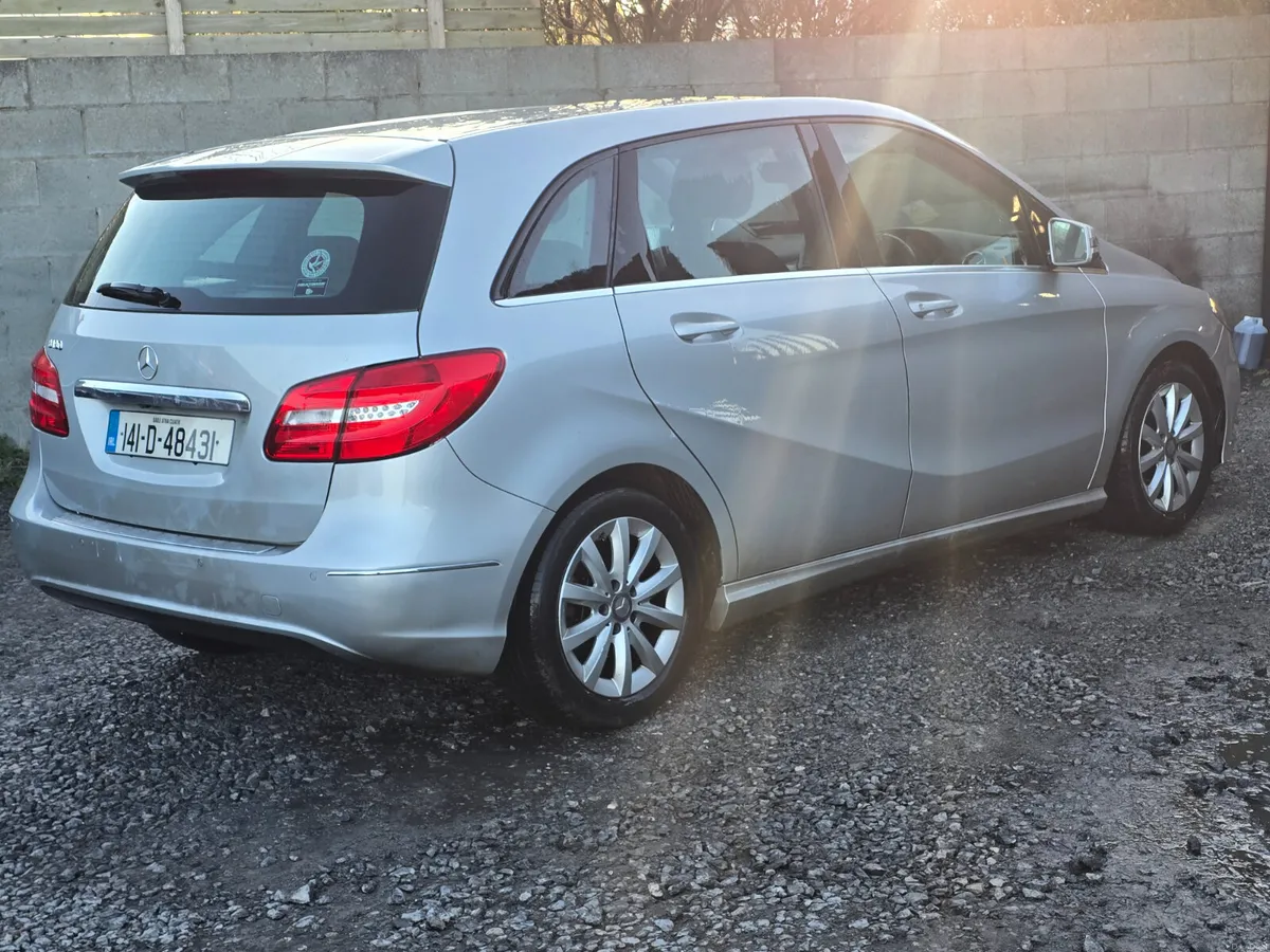 Mercedes-Benz B-Class 2014 automatic €7990 - Image 2