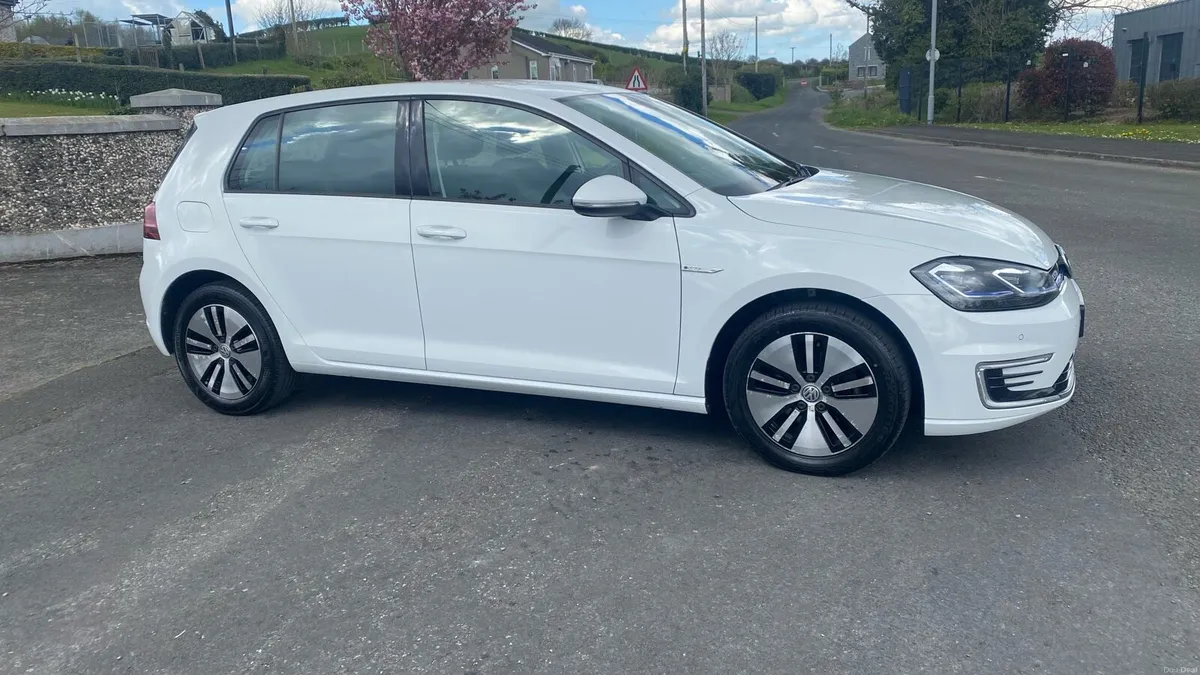 Vw e-golf . Fully electric , automatic,61k 99kw - Image 1