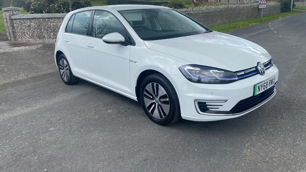 Vw e-golf . Fully electric , automatic,61k 99kw - Image 2