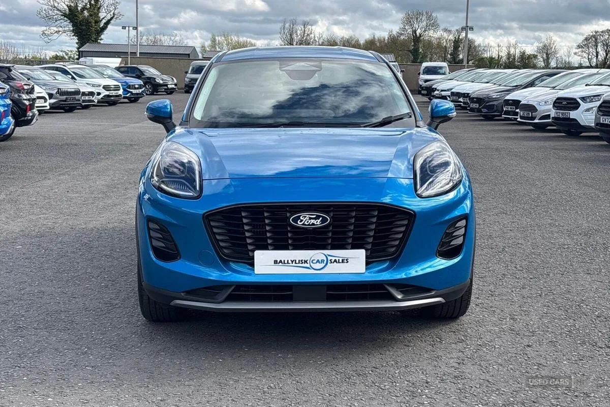 Ford Puma 1.0T 125PS Titanium in Digital Aqua Blue - Image 4