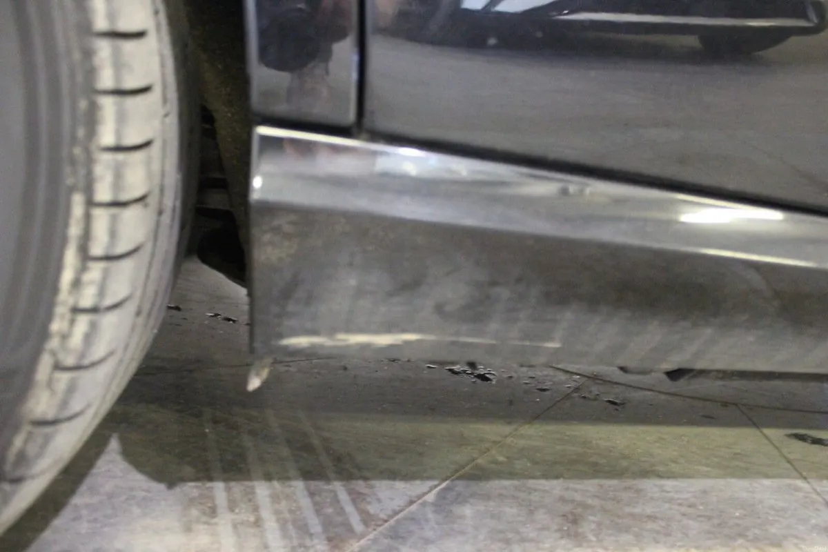 Mercedes-Benz E-Class E 220 CDI BlueEfficiency Cla - Image 4