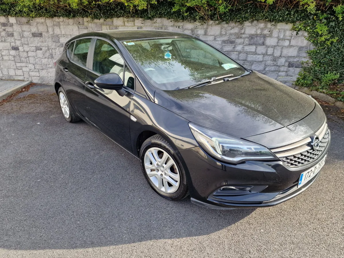 OPEL ASTRA / 2017 / 1.4 PETROL / MANUAL /NCT & TAX - Image 3