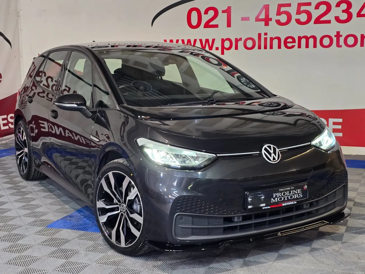 VW ID.3 PRO IN IMMACULATE CONDITION - Image 2
