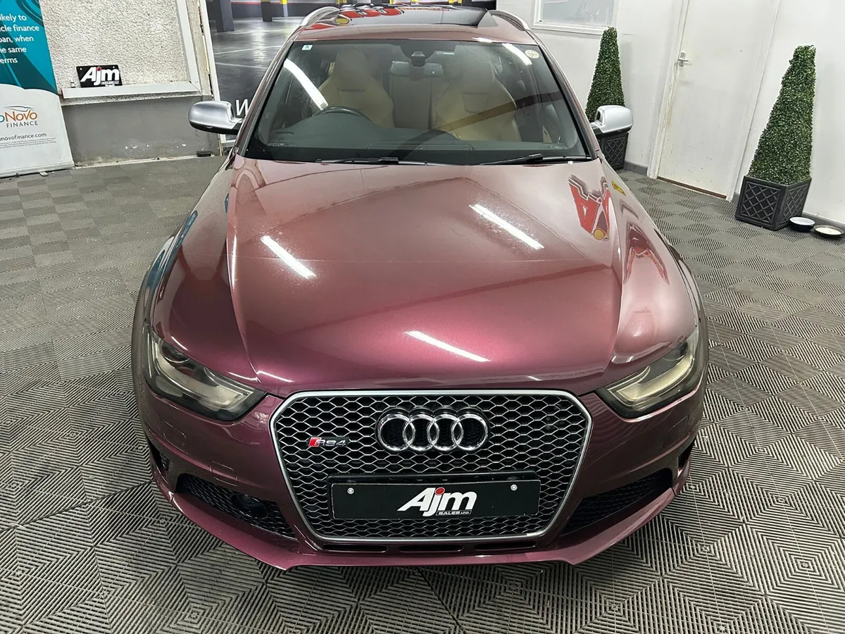 𝗔𝗨𝗗𝗜 𝗥𝗦𝟰 𝗔𝗩𝗔𝗡𝗧 𝟰.𝟮 𝗩𝟴 𝟮𝟬𝟭𝟲 - Image 3