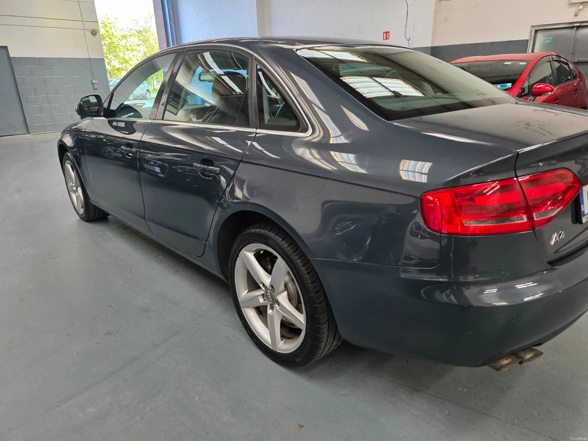 Audi A4 2008 Diesel Manual - Image 4