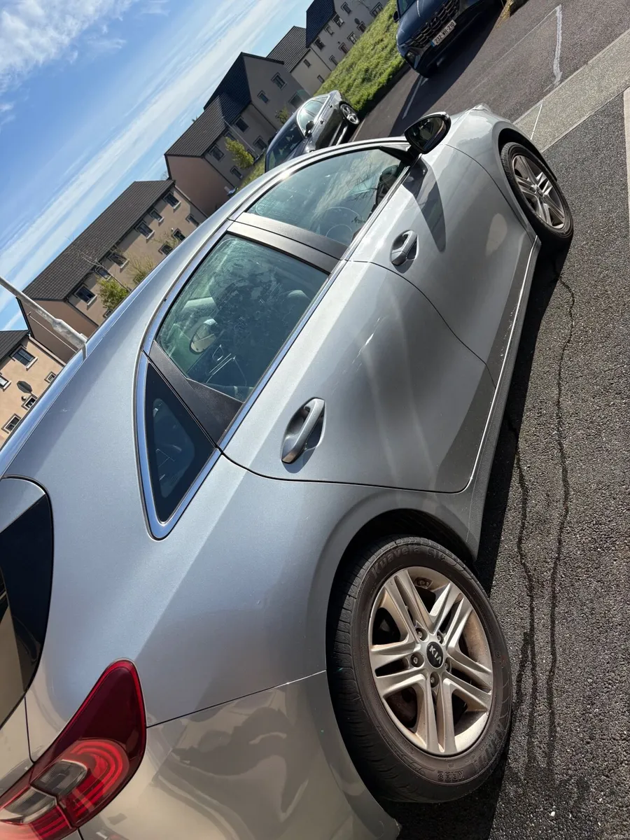 Kia Ceed 2018 - Image 2