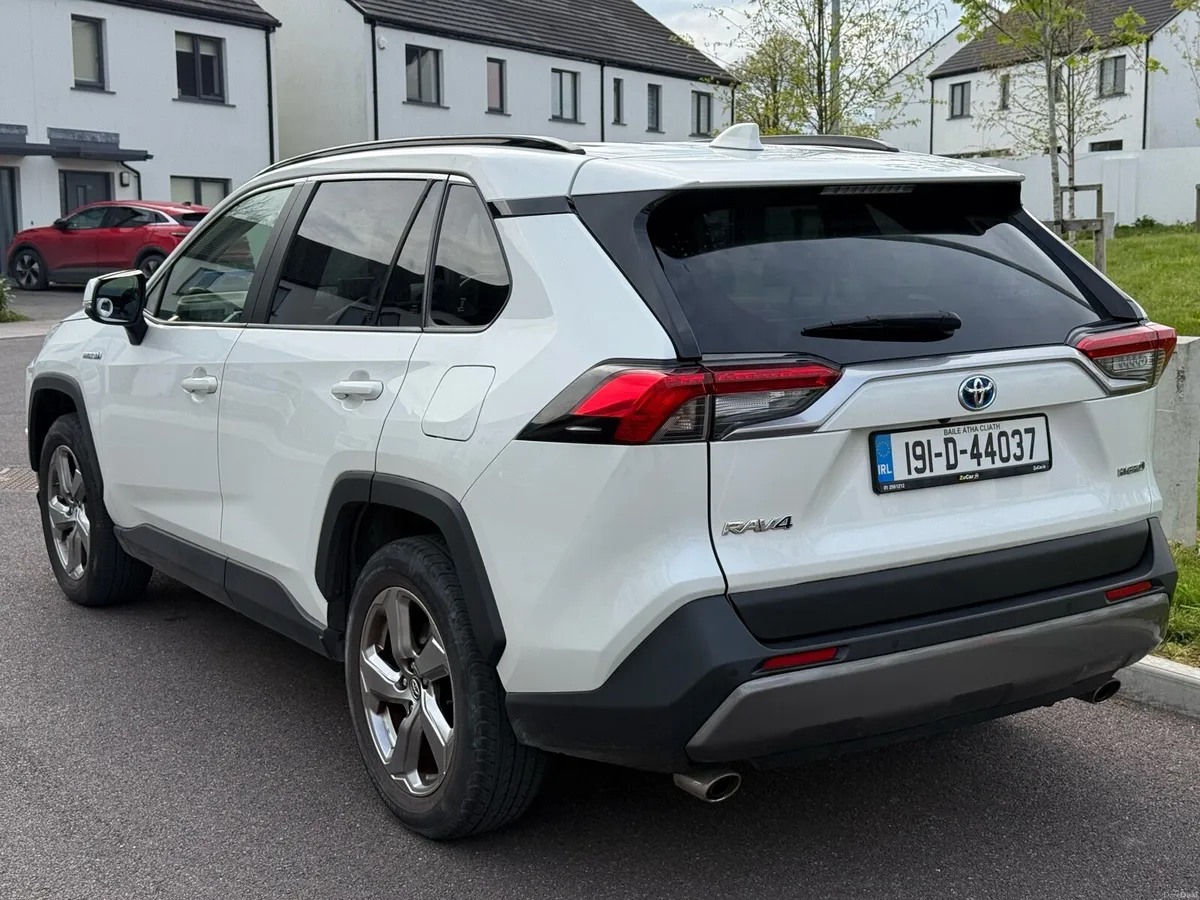Toyota rav4 - Image 1