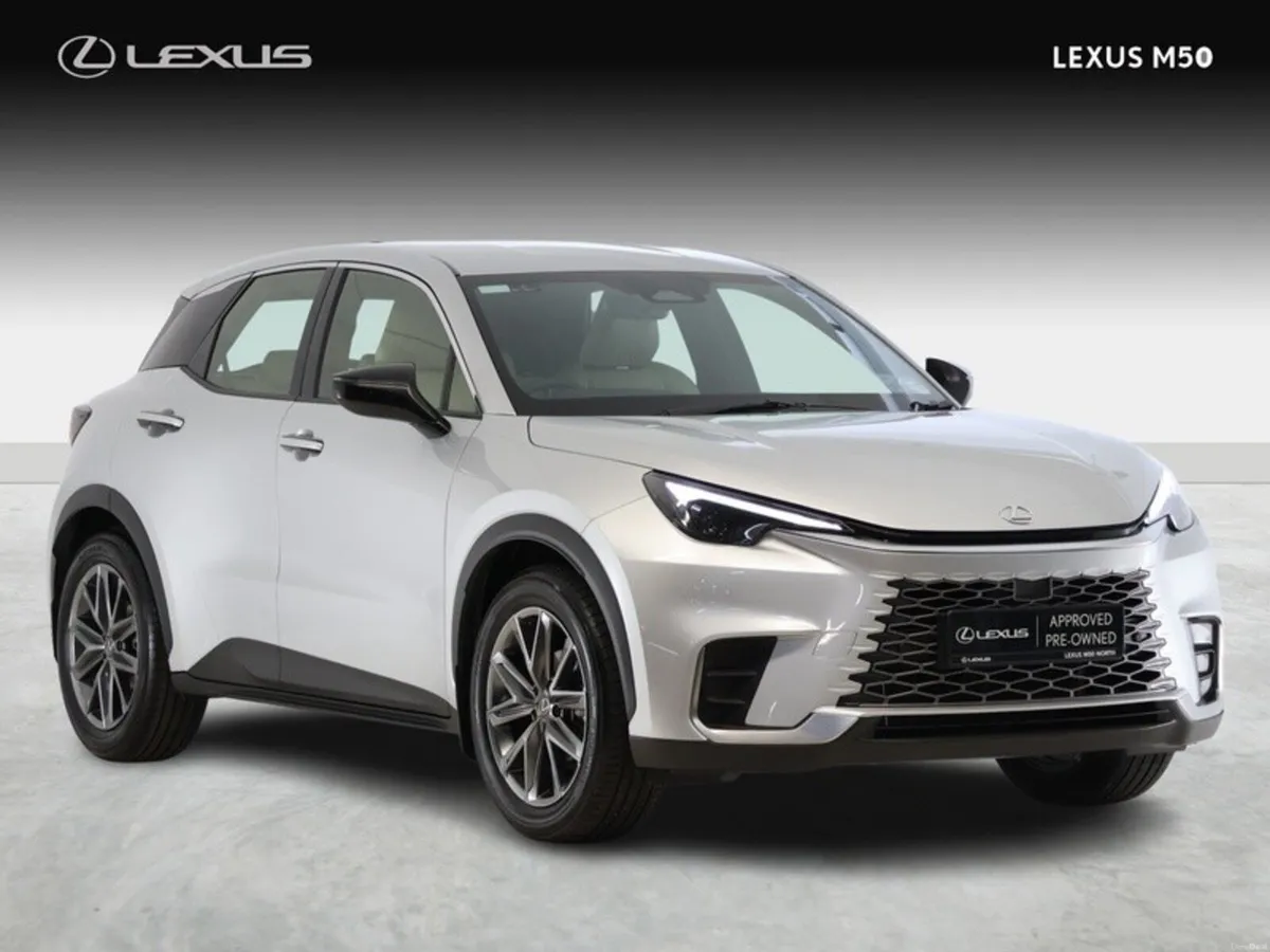 Lexus LBX Elegant - Image 1